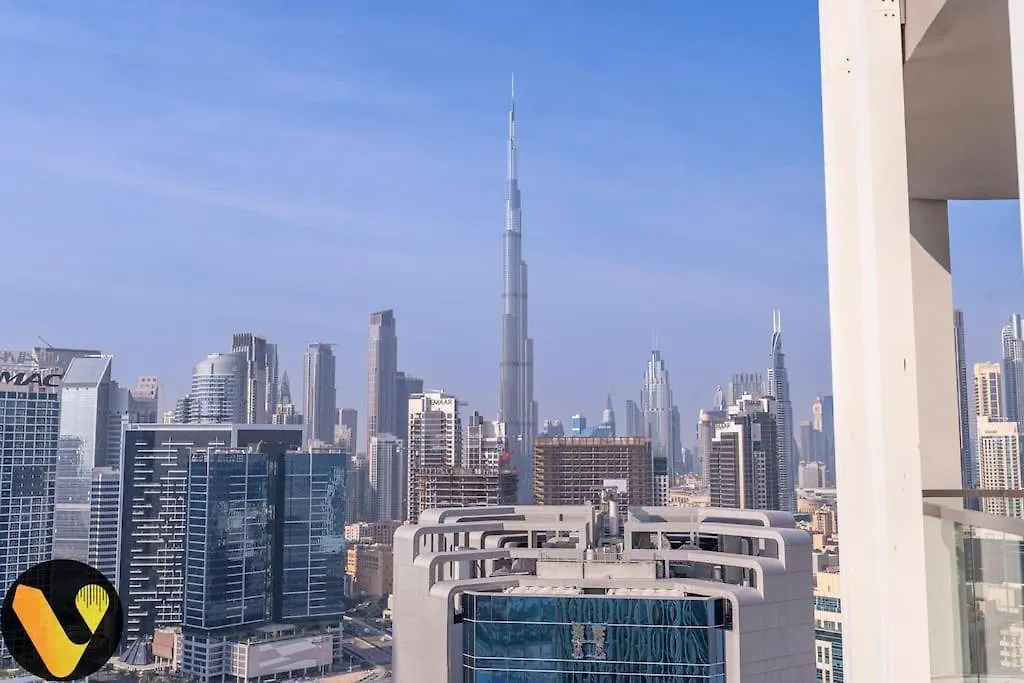 Vogue Bayz -Burj Khalifa Views Near Dubai Mall Apartment